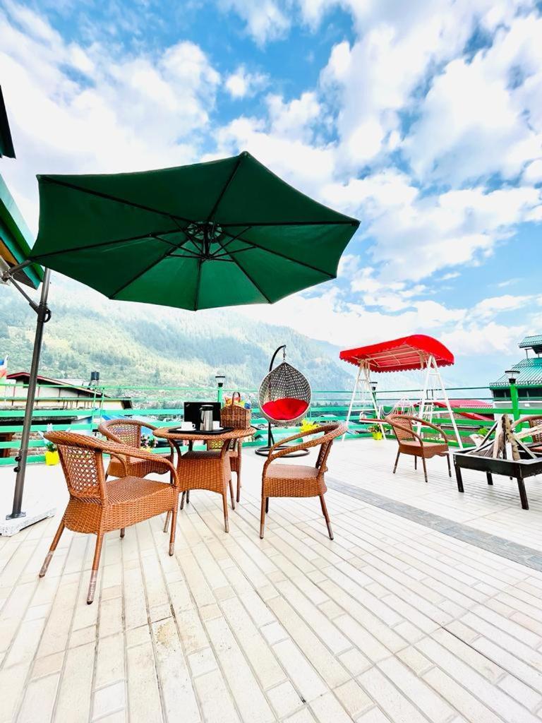 Vista Resort - Managed By The Four Season, Close To Manali Mall Road エクステリア 写真