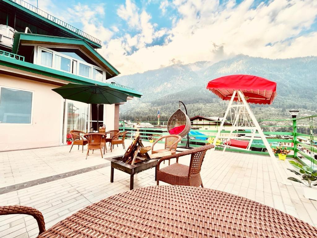 Vista Resort - Managed By The Four Season, Close To Manali Mall Road エクステリア 写真